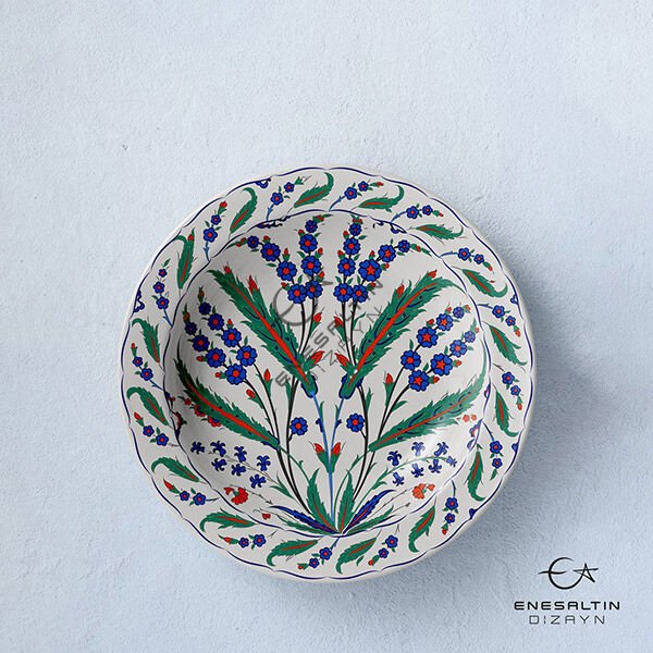 Şablon Desen 40 cm - 16. yy. İznik Hançer Yaprak ve Penç Motifli Çini Tabak Deseni