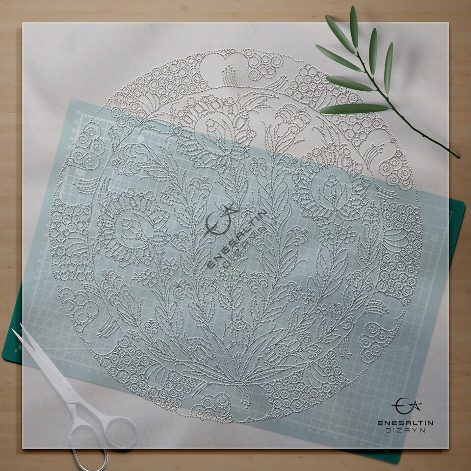 Stencil Design 40 cm - Classic Iznik Lily and Hyacinth Ceramic Plate Design