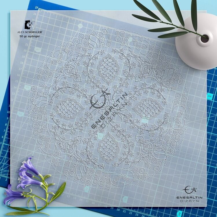 Stencil Pattern 30 cm. - Classic Iznik Tile Pattern with Hyacinth Motif