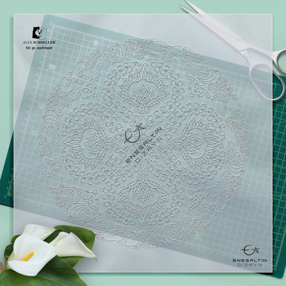 Stencil Pattern 30 cm. - Classic Iznik 1622 Thorn Hyacinth 4-Piece Symmetrical Ceramic Plate Design