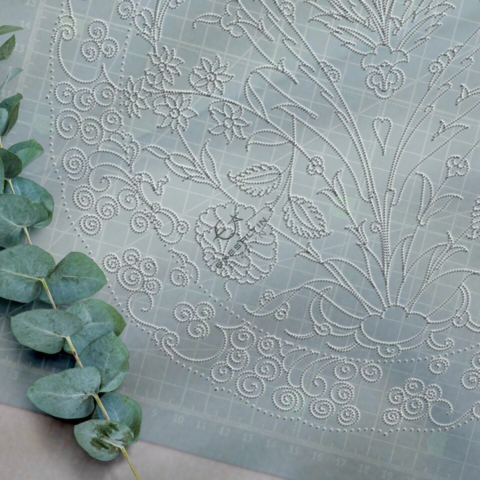 Şablon Desen 30 cm. -  Klasik İznik 1575 Gül, Sümbül ve Saz Yaprak Çini Tabak Deseni