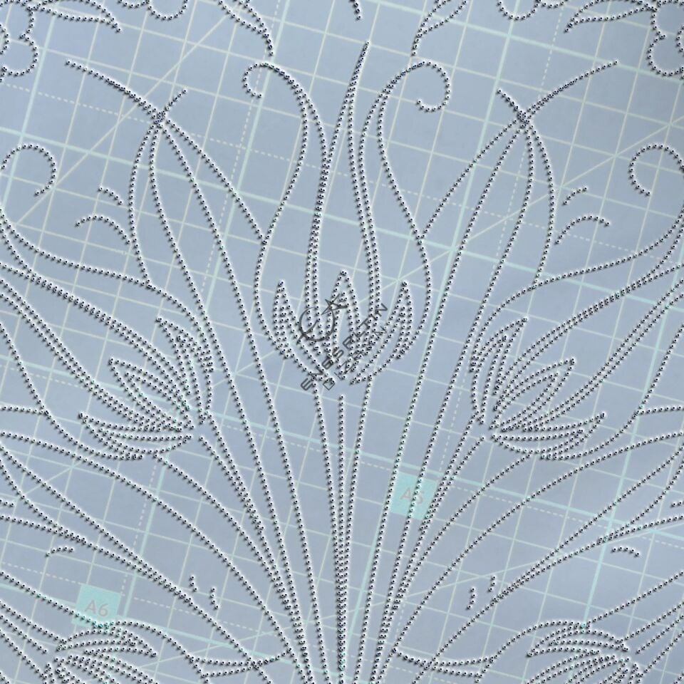 Şablon Desen  -  Simetrik 5'li Lale Çini Tabak Deseni