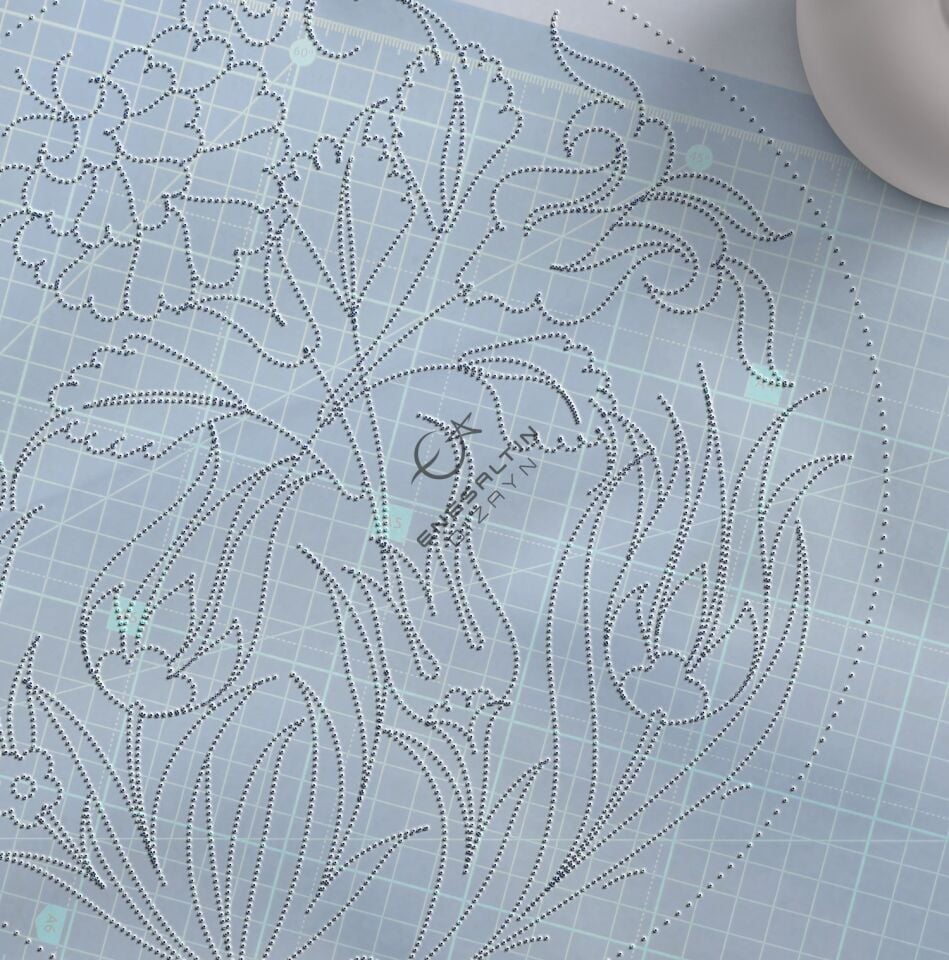 Şablon Desen  -  Kolay Motifli Lale ve Gül Çini Tabak Deseni