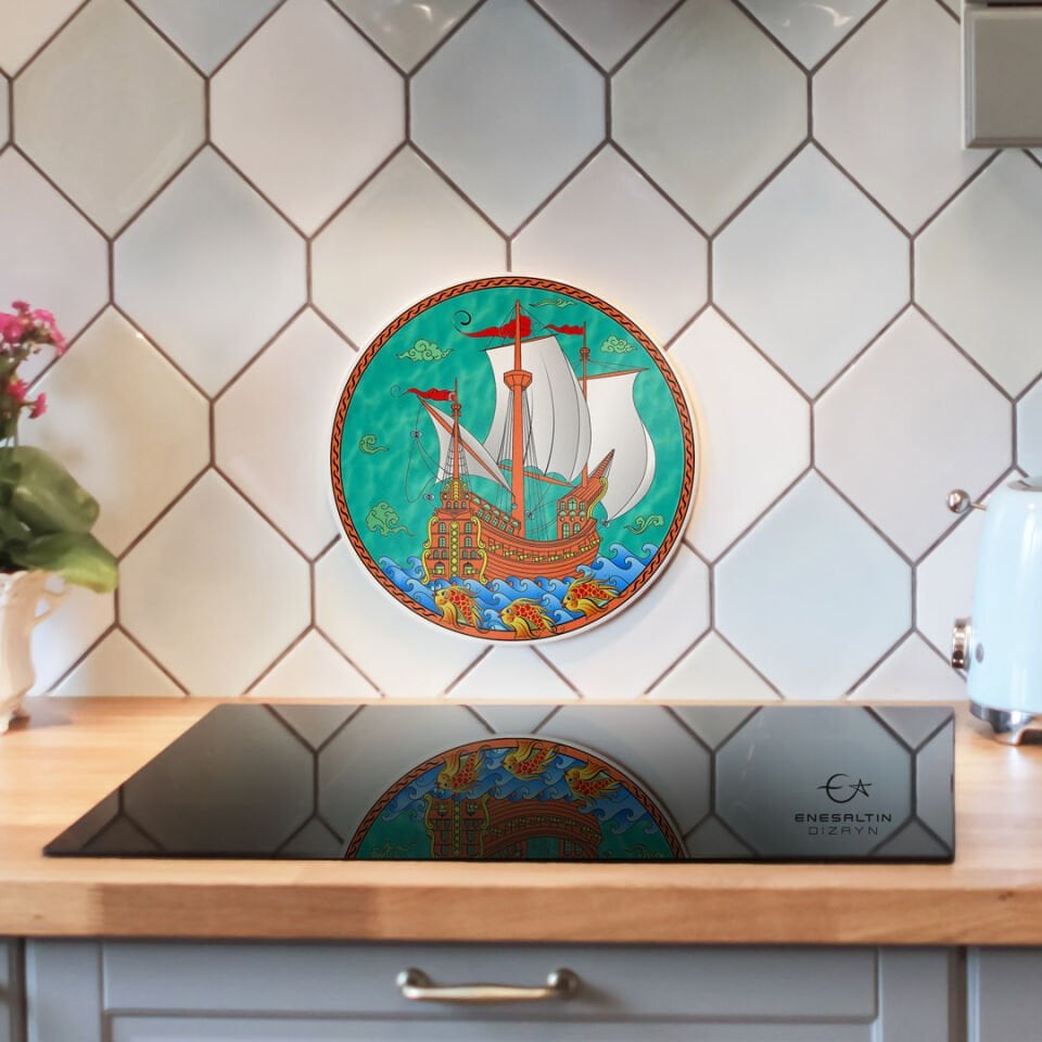 Stencil Pattern 25 cm. - Galleon and Fish Motif Ceramic Plate Design