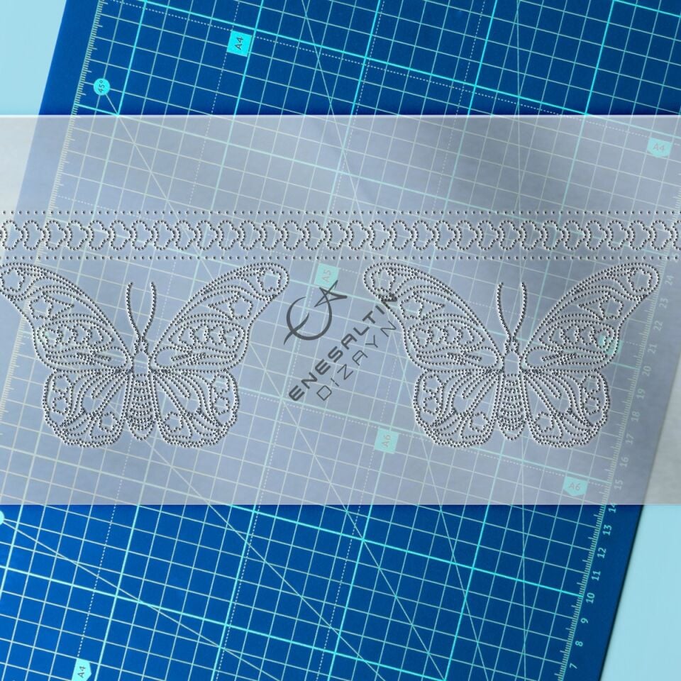 Şablon Desen 9 x 25 cm. - Egzotik 2'li Kelebek Motifli Çini Mug Bardak / Karo Deseni