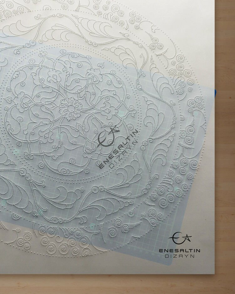 Şablon Desen 30 cm. -  Klasik İznik 16. yy. Rumi Göbek Sarmaşık Kenar Çini Tabak Deseni