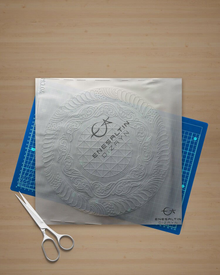 Şablon Desen - Selçuklu Beylikler Dönemi Milet İşi Geometrik Sarmaşık Çini Deseni