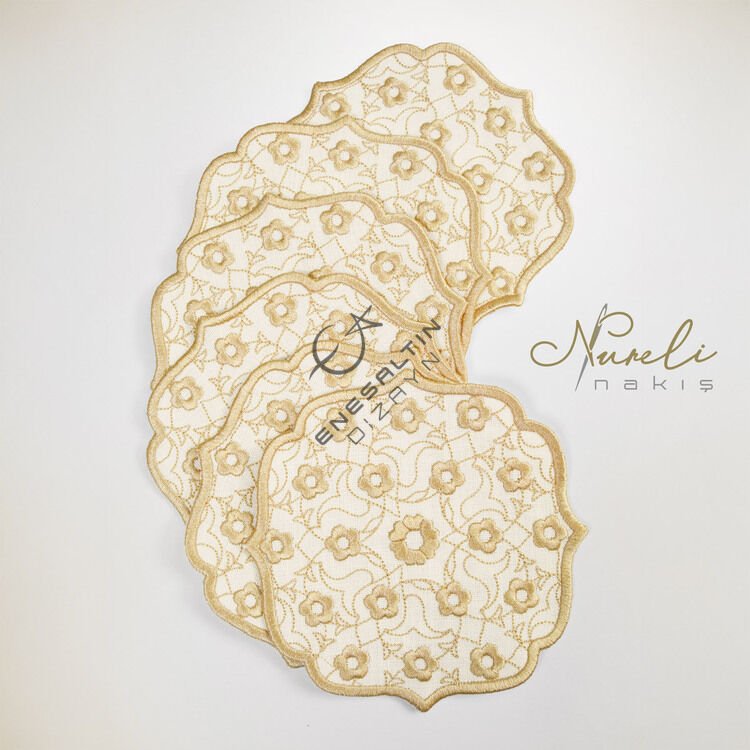 Penç Rumi Motif Embroidered 6-Piece Cocktail Napkin Set