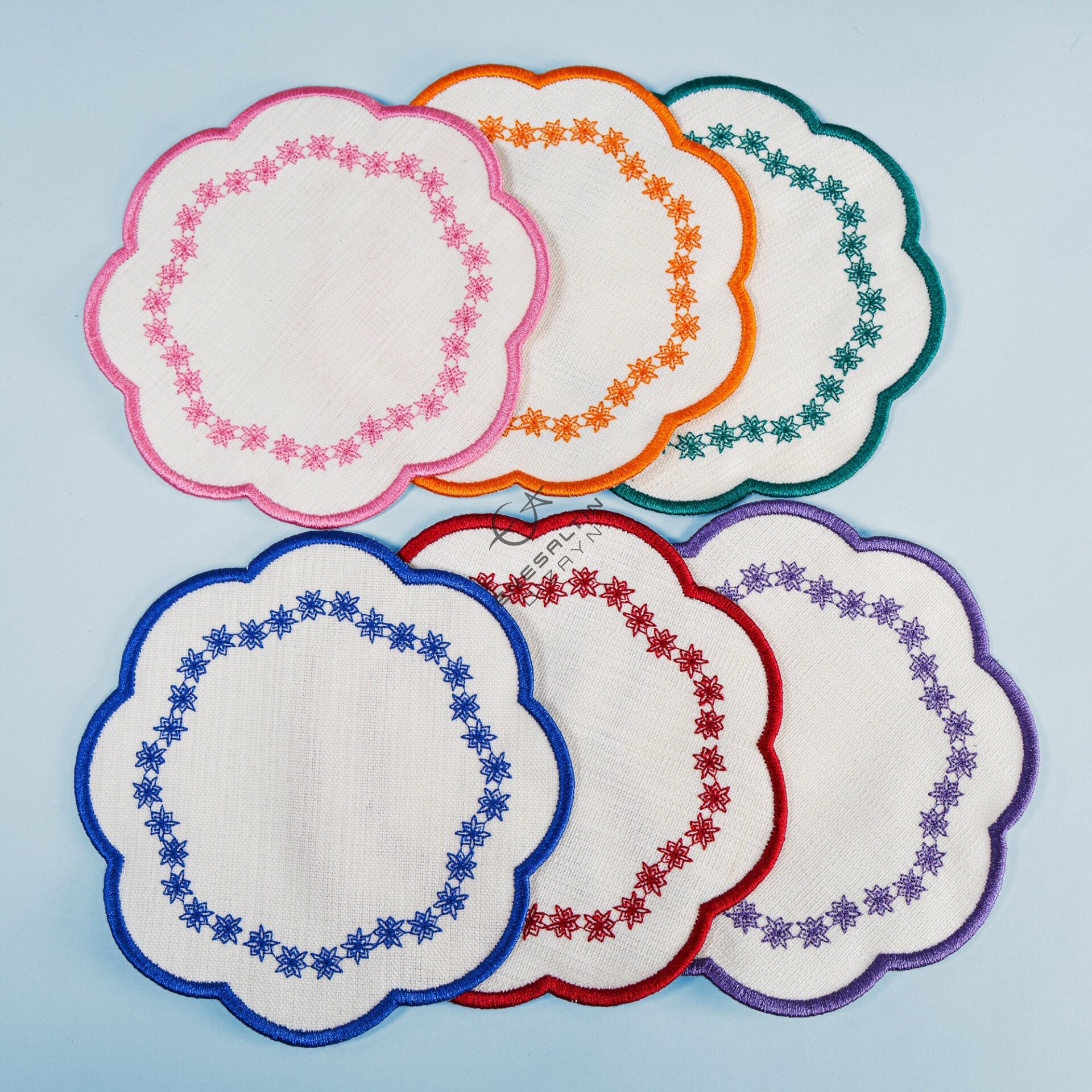 Sade Yıldız Rengarenk Nakışlı 6'lı Kokteyl Peçete Seti (Renkli)