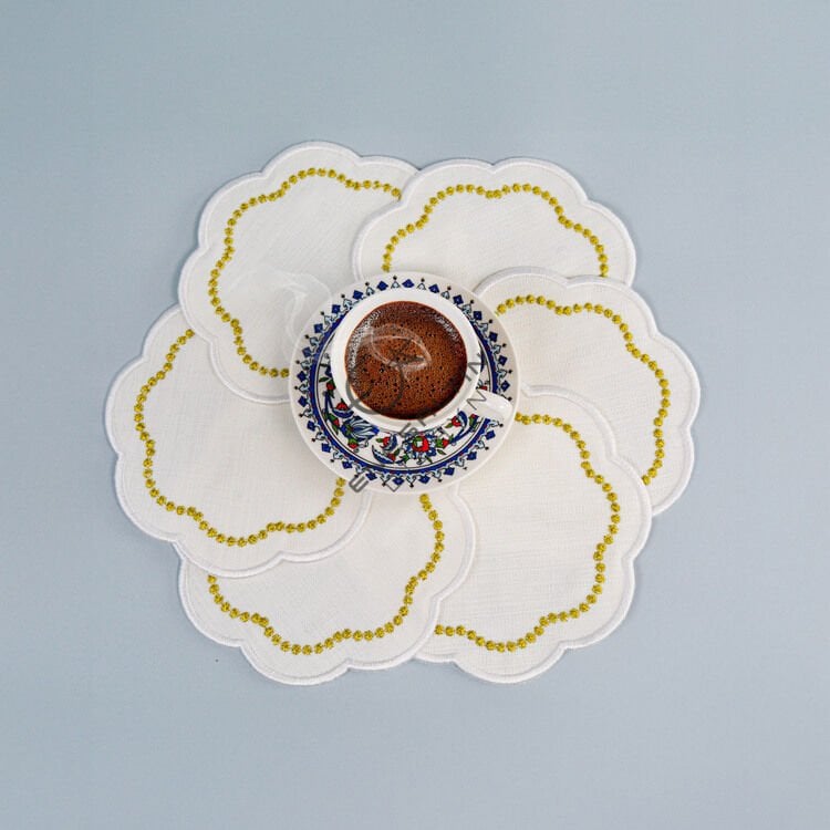 Sade Yıldız Altın Simli Nakışlı 6'lı Kokteyl Peçete Seti