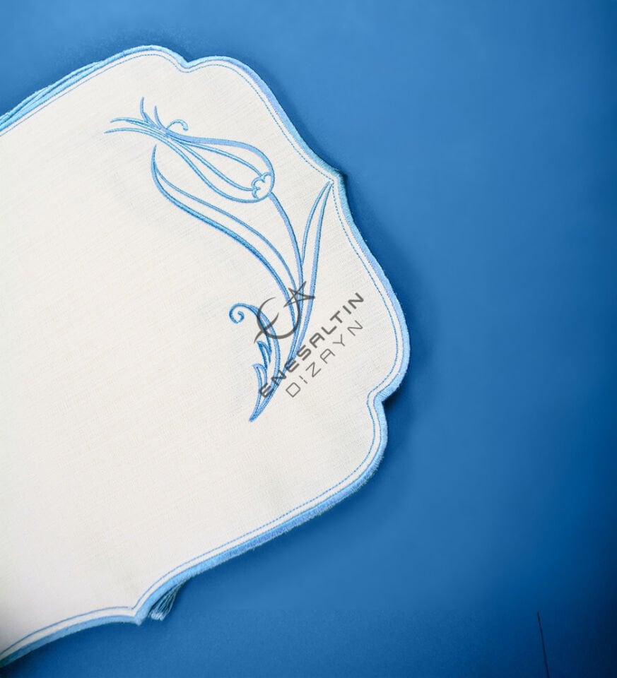 Lale Nakışlı 6'lı Amerikan Servis Peçetesi (Bebek Mavisi)