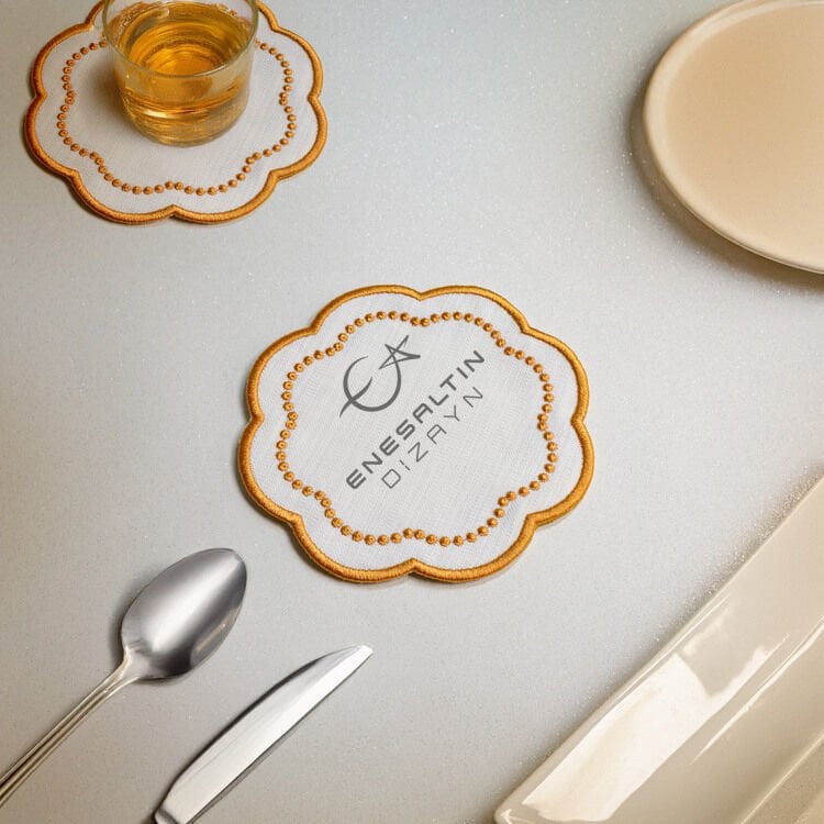 Sade Yıldız Nakışlı 6'lı Kokteyl Peçete Seti (Royal Gold)