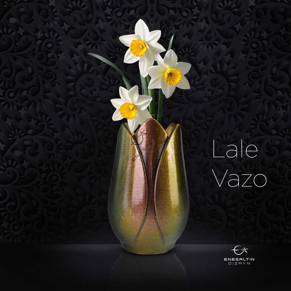 Özel Tasarım Metalik Renk Lale Vazo